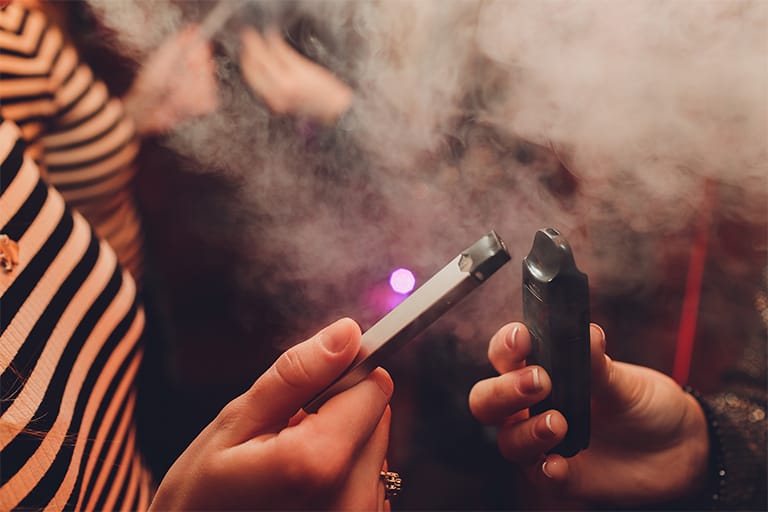 Vapes with the Smoothest Draw for First-Time Users 1 Vapes with the Smoothest Draw for First-Time Users