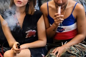 Why Gen Z Are Still Turning to Disposable Vapes in 2025?